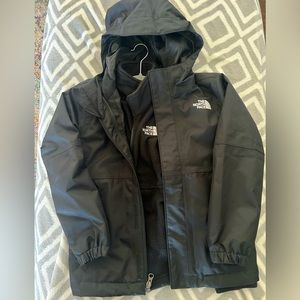 Boys The North Face 2 in 1 Coat rain jacket size 6